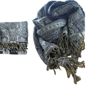 Matta NY, 100% Wool Blue and Gray Patterned Scarf, large size 22”x67”